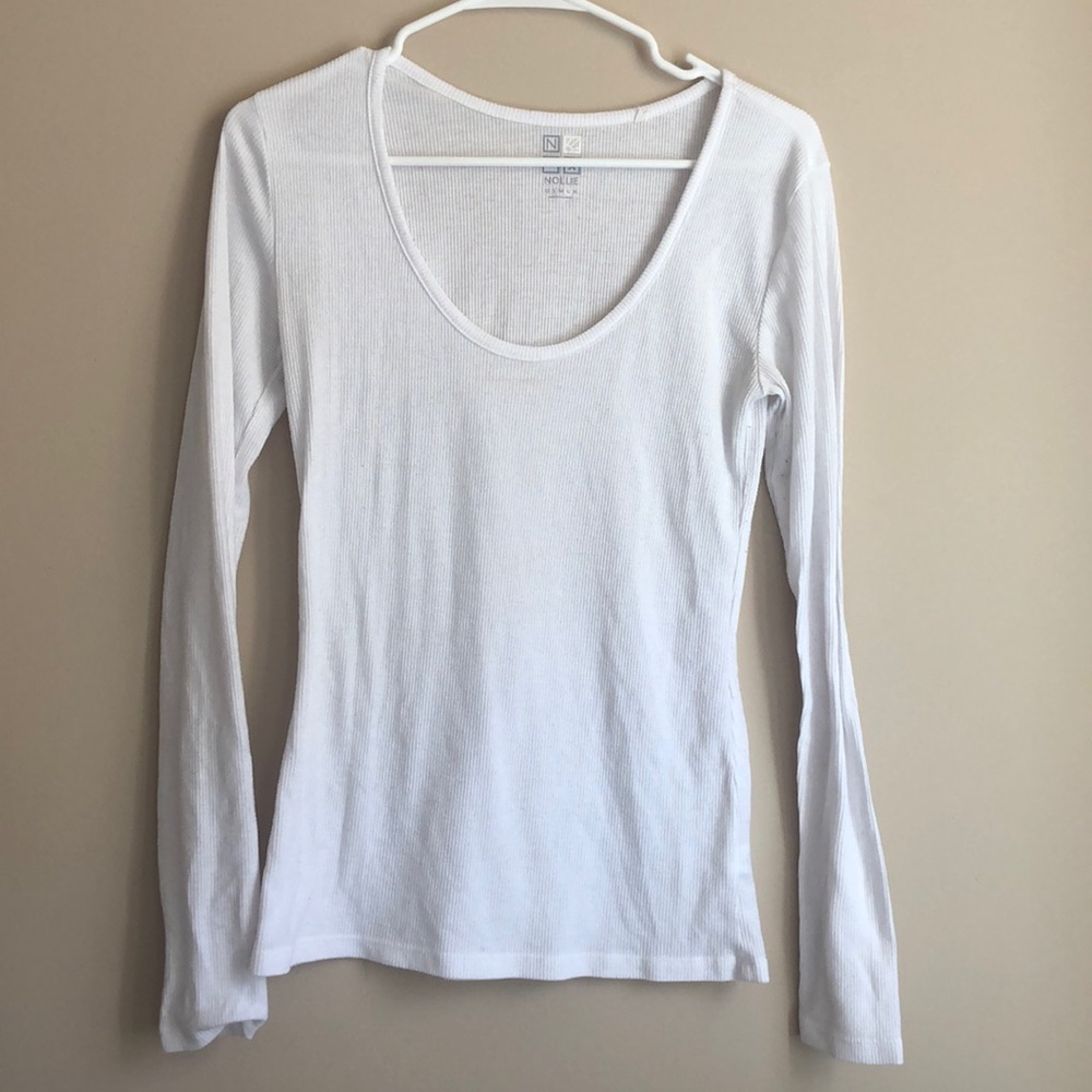 White long sleeve tee